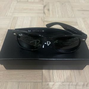 NEW WITH BOX ray ban sunglasses
